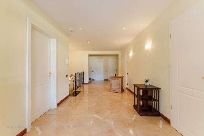 Pārdod dzīvokli, Mellužu prospekts iela 77, Jūrmala, Melluži / 229 000 € 12