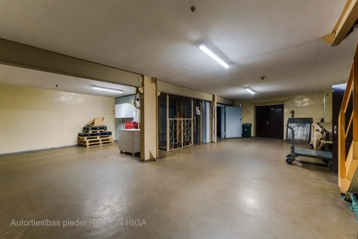 Zemitāna iela 2 1