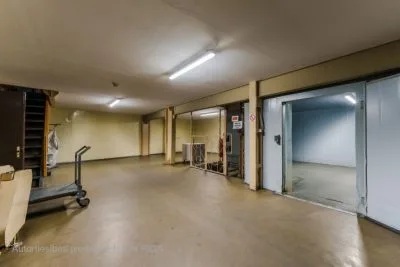 commercial premises For Sale, Zemitāna street 2, Rīga, Labais krasts, Centrs / 190 000 € 3