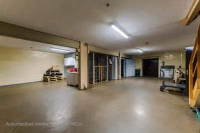 commercial premises For Sale, Zemitāna street 2, Rīga, Labais krasts, Centrs / 190 000 € 1