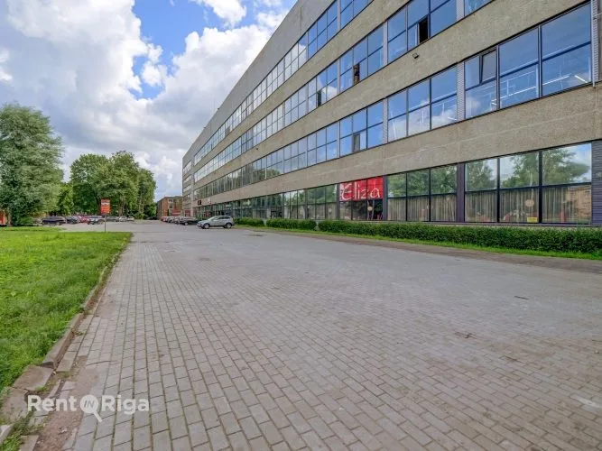 Deglava iela 46 1