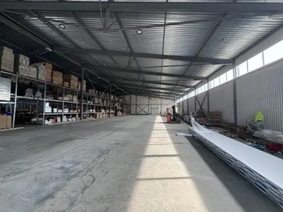Izīrē noliktavu, Bitēnu iela 1, Rīga, Labais krasts, Berģi / 5 850 € 2