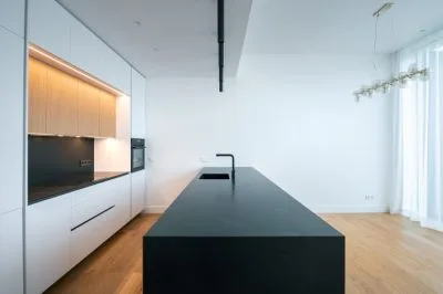 Izīrē māju, Jaunā Mežaparka iela 46, Rīga, Labais krasts, Mežaparks / 3 200 € 4