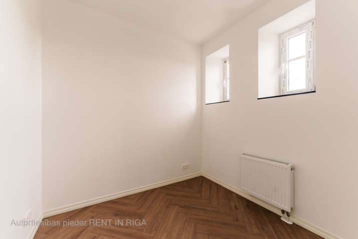 Pārdod dzīvokli, Matīsa iela 101, Rīga, Labais krasts, Centrs / 36 190 € 5