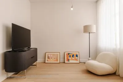 Pārdod dzīvokli, Raiņa bulvāris iela 27, Rīga, Centrs / 222440 € 6