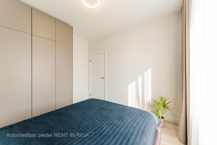 Pārdod dzīvokli, Pededzes iela 3, Rīga, Labais krasts, Centrs / 174 800 € 10