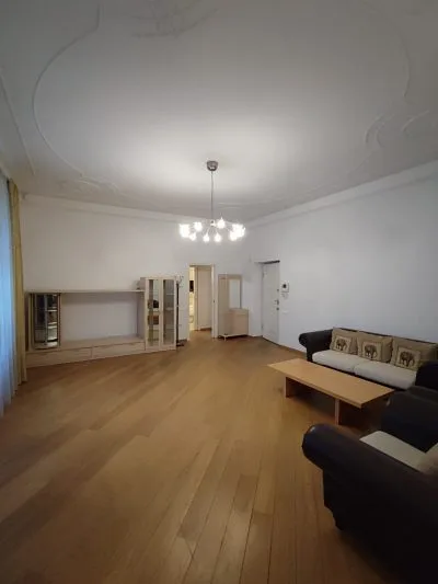 Pārdod dzīvokli, P.Brieža iela 11/13, Rīga, Labais krasts, Centrs / 299 000 € 2