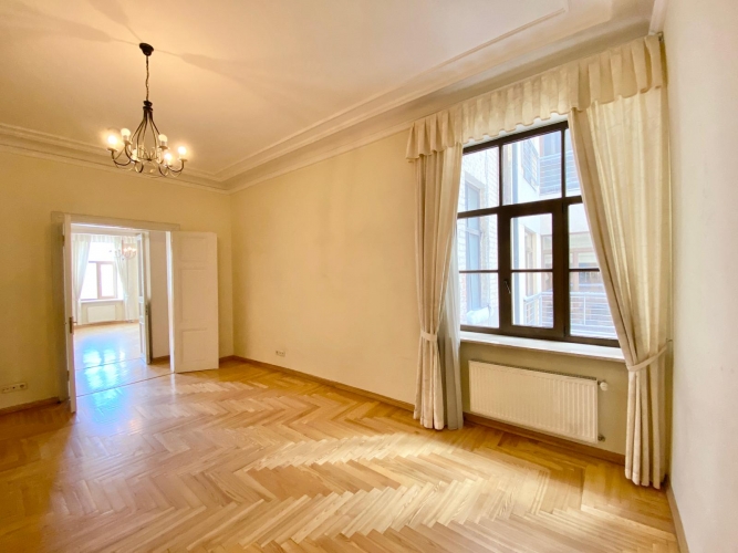 Pārdod dzīvokli, Raiņa bulvāris 3, Rīga, Labais krasts, Centrs / 386 500 € 13