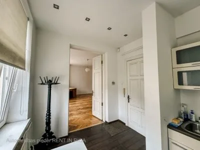 Pārdod dzīvokli, Dzirnavu iela 9, Rīga, Labais krasts, Centrs / 125 000 € 3