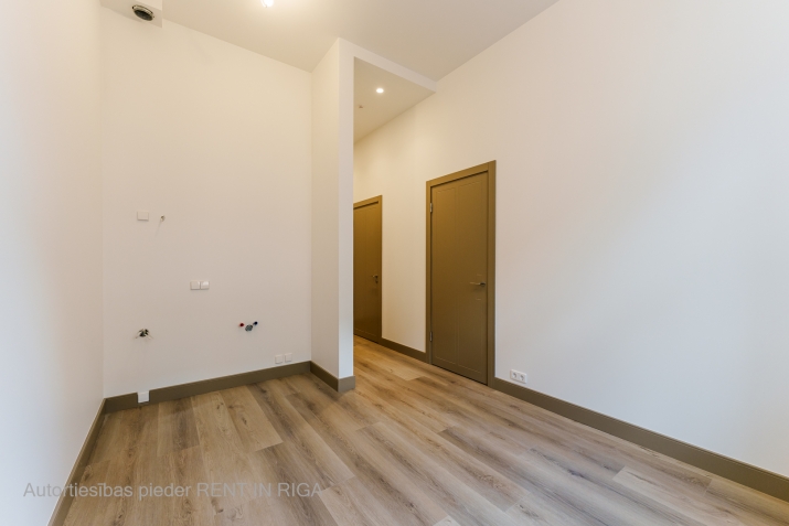 Pārdod dzīvokli, Marijas iela 4, Rīga, Labais krasts, Centrs / 122 223 € 4