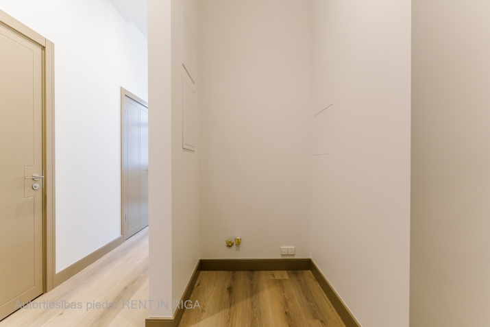 Pārdod dzīvokli, Marijas iela 4, Rīga, Labais krasts, Centrs / 122 223 € 12