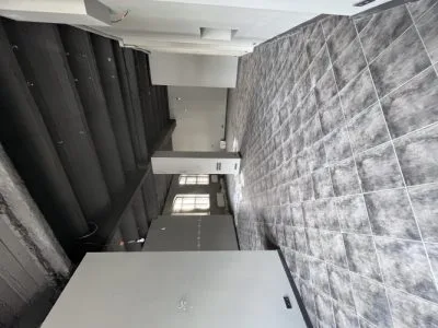 Izīrē tirdzniecības telpas, Krišjāņa Barona iela 130 k7, Rīga, Labais krasts, Centrs / 700 € 2