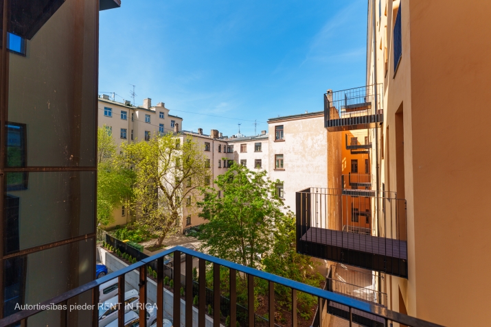 Izīrē dzīvokli, Vilandes iela 11, Rīga, Labais krasts, Centrs / 3 160 € 4