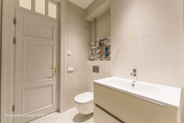 Izīrē dzīvokli, Vilandes iela 11, Rīga, Labais krasts, Centrs / 3 160 € 17