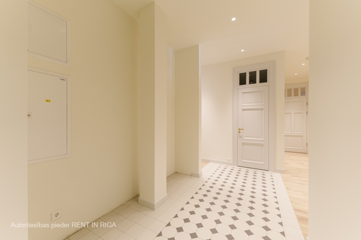 Izīrē dzīvokli, Vilandes iela 11, Rīga, Labais krasts, Centrs / 3 160 € 19