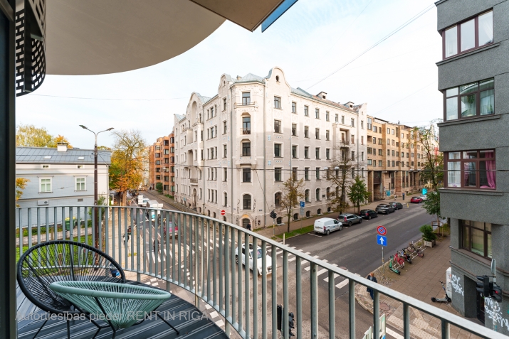 Izīrē dzīvokli, Stabu iela 2A, Rīga, Labais krasts, Centrs / 650 € 13
