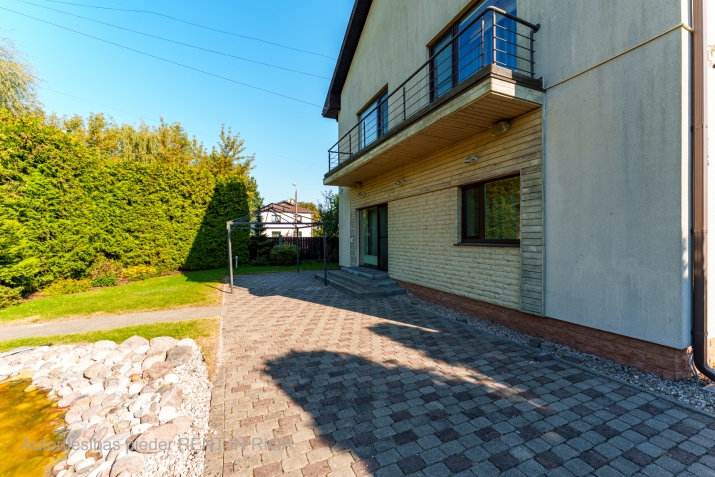 Izīrē māju, Ļaudonas iela 9, Rīga, Labais krasts, Dārzciems / 1 500 € 27
