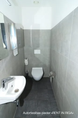 Pārdod namīpašums, Raina bulvaris iela 11, Rīga, Labais krasts, Centrs / 3 900 000 € 6