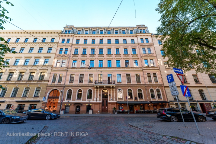 Izīrē dzīvokli, Antonijas iela 10, Rīga, Labais krasts, Centrs / 590 € 24