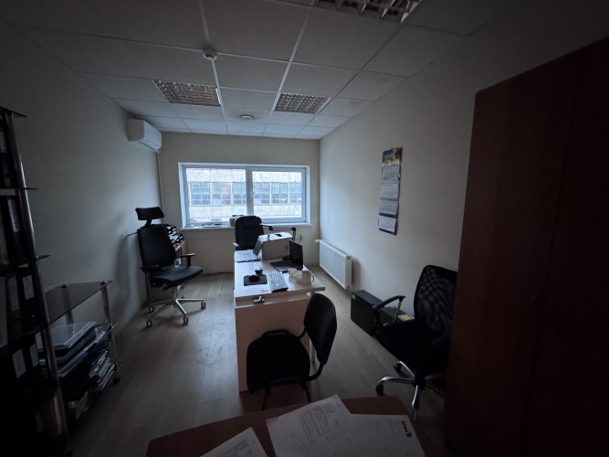 Izīrē ražošanas telpas, Cesvaines iela 14, Rīga, Labais krasts, Pļavnieki / 17 636 € 10