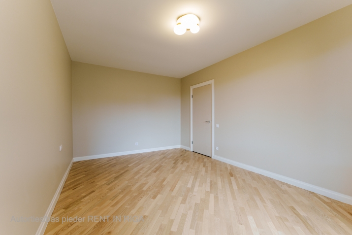 Izīrē dzīvokli, Rūpniecības iela 22, Rīga, Labais krasts, Centrs / 1 500 € 15