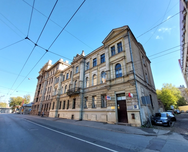 Vilhelma Purvīša iela 21A 1