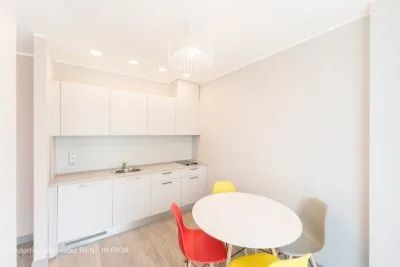 Izīrē dzīvokli, Ķengaraga iela 10, Rīga, Labais krasts, Ķengarags / 400 € 4