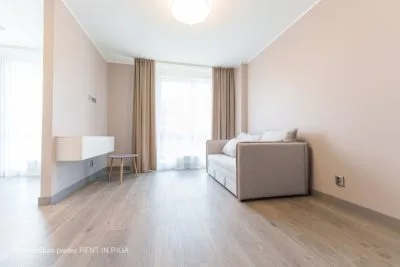 Izīrē dzīvokli, Ķengaraga iela 10, Rīga, Labais krasts, Ķengarags / 400 € 2
