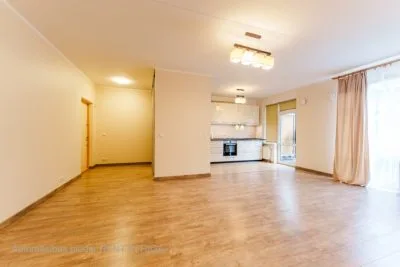 Izīrē dzīvokli, Vecā Biķernieku iela 33, Rīga, Labais krasts, Mežciems / 520 € 2