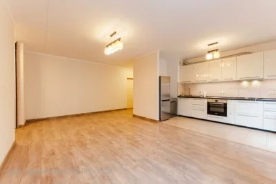 Izīrē dzīvokli, Vecā Biķernieku iela 33, Rīga, Labais krasts, Mežciems / 520 € 8