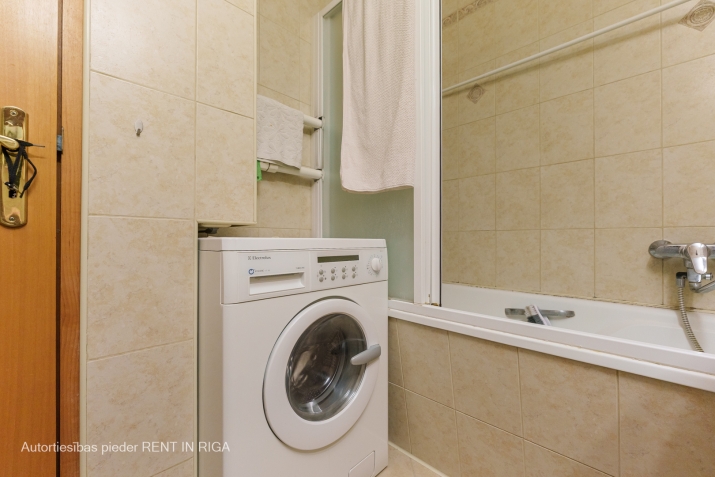 Pārdod dzīvokli, Jukuma Vācieša iela 2c, Rīga, Labais krasts, Pļavnieki / 85 000 € 16