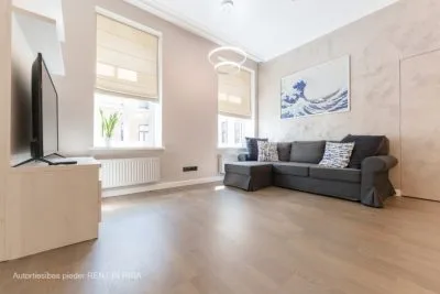 Izīrē dzīvokli, Avotu iela 5, Rīga, Labais krasts, Centrs / 750 € 2