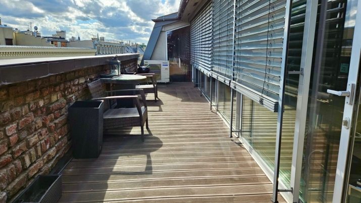 Izīrē dzīvokli, Dzirnavu iela 31, Rīga, Labais krasts, Centrs / 2 800 € 14
