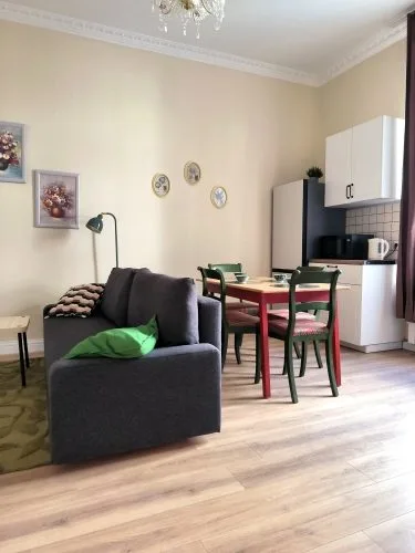 Izīrē dzīvokli, Čaka iela 31, Rīga, Labais krasts, Centrs / 950 € 5