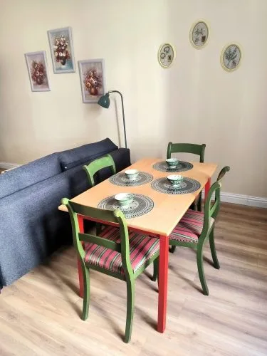 Izīrē dzīvokli, Čaka iela 31, Rīga, Labais krasts, Centrs / 950 € 2