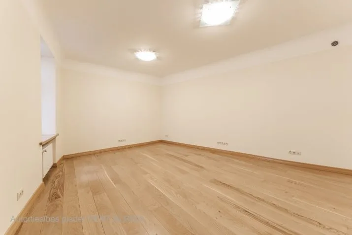 Vaļņu iela 5 9