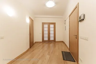 Izīrē biroju, Vaļņu iela 5, Rīga, Labais krasts, Centrs / 700 € 4