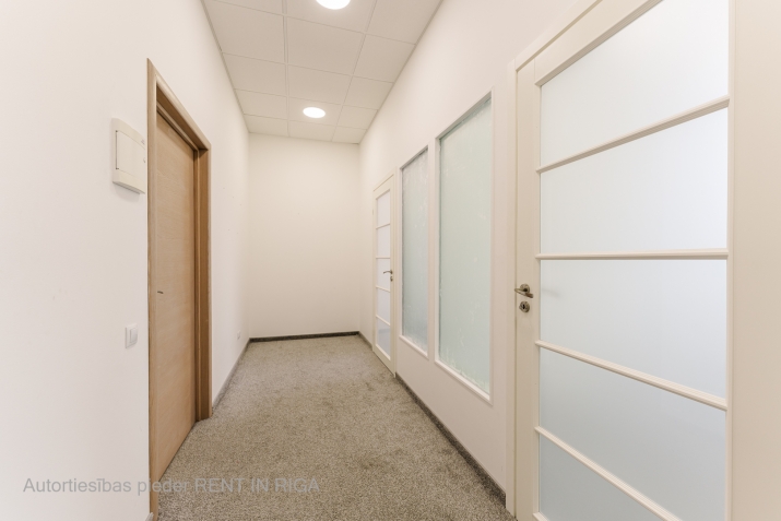 commercial premises For Rent, Lizuma street 1, Rīga, Labais krasts, Jugla / 240 € 5