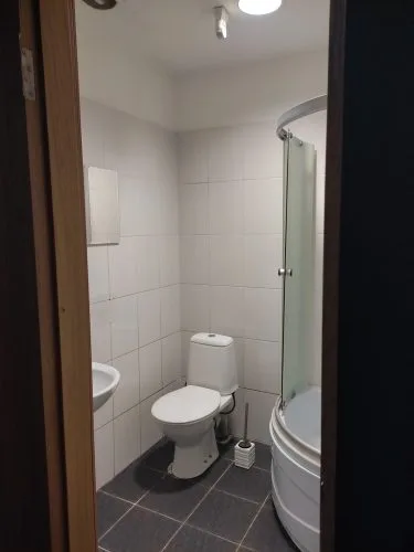Izīrē biroju, Briāna iela 9A, Rīga, Labais krasts, Centrs / 730 € 3