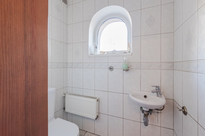 Pārdod māju, Ozolu iela 5, Garkalnes novads, Langstiņi / 440 000 € 40