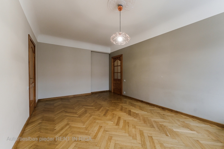 Izīrē dzīvokli, Skolas iela 30, Rīga, Labais krasts, Centrs / 650 € 11