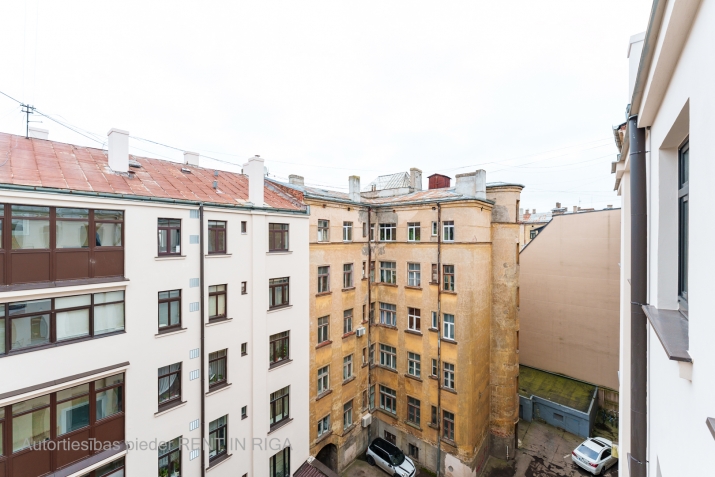 Izīrē dzīvokli, Skolas iela 30, Rīga, Labais krasts, Centrs / 650 € 12