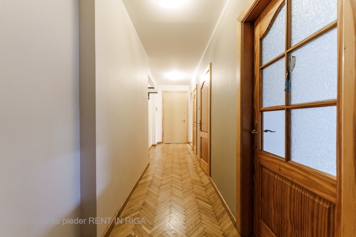 Izīrē dzīvokli, Skolas iela 30, Rīga, Labais krasts, Centrs / 650 € 8