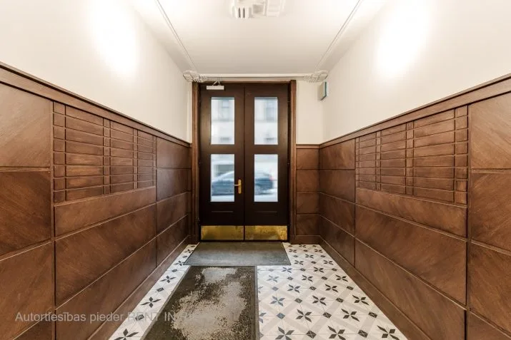 Apartment For Rent, Skolas street 30, Rīga, Labais krasts, Centrs / 650 € 23