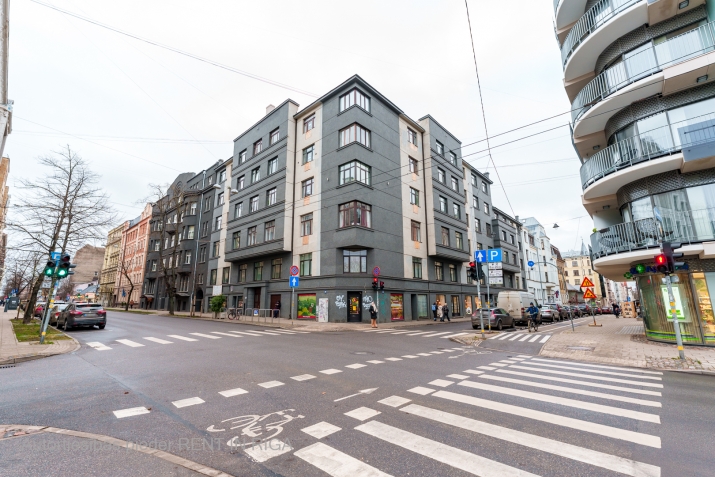 Izīrē dzīvokli, Skolas iela 30, Rīga, Labais krasts, Centrs / 650 € 29