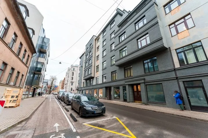Apartment For Rent, Skolas street 30, Rīga, Labais krasts, Centrs / 650 € 28