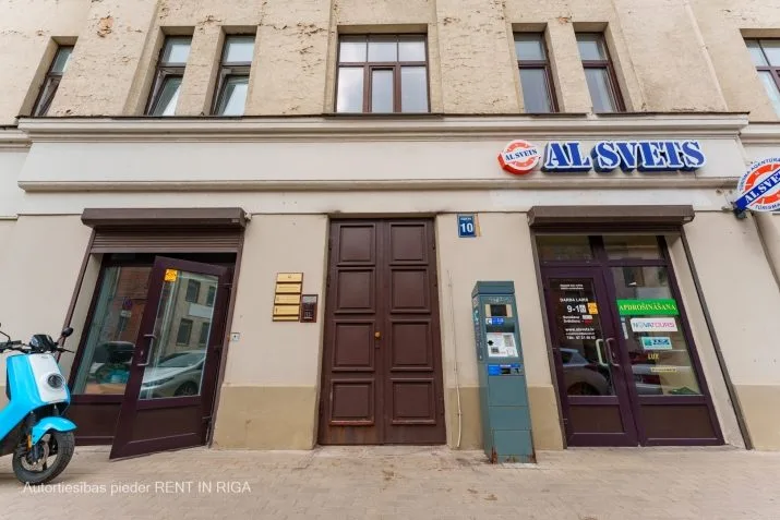 Izīrē dzīvokli, Emīlijas Benjamiņas iela 10, Rīga, Labais krasts, Centrs / 495 € 18