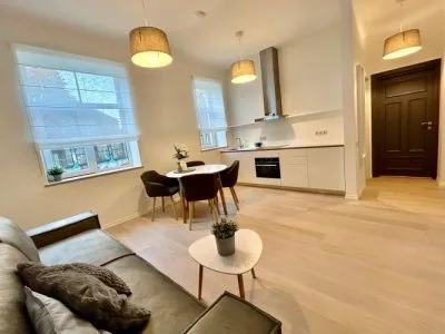Izīrē dzīvokli, Kalnciema iela 15, Rīga, Kreisais krasts, Āgenskalns / 725 € 1