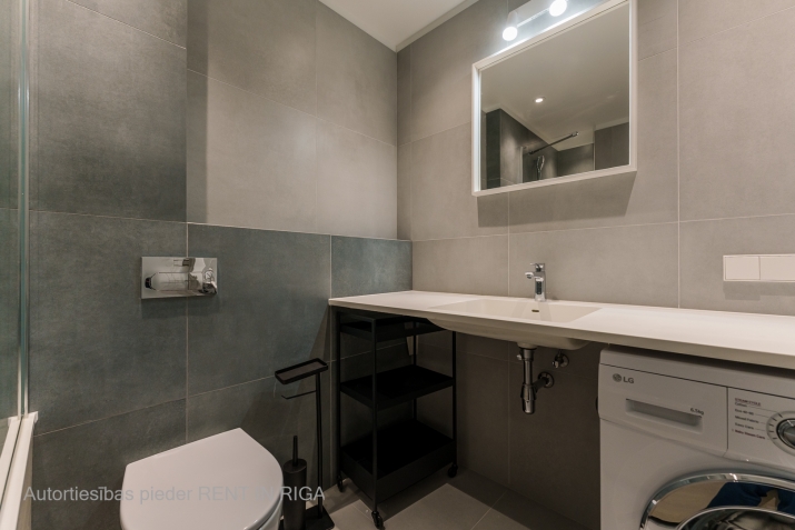 Izīrē dzīvokli, Rūpniecības iela 27, Rīga, Labais krasts, Centrs / 850 € 13