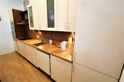 Pārdod dzīvokli, Vīlandes iela 7, Rīga, Centrs / 250000 € 8